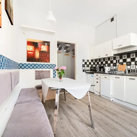 Vibe Hostel *